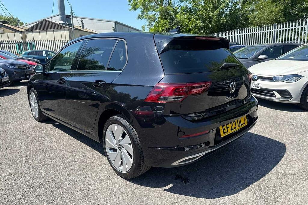 Volkswagen Golf 1.5 Etsi Style Dsg EF23ULJ Black #3