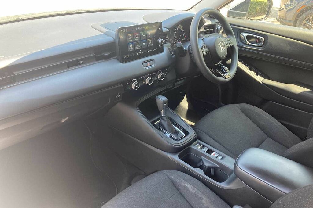 Honda Hr-V 1.5 Ehev Elegance Cvt VX23TZK White #2