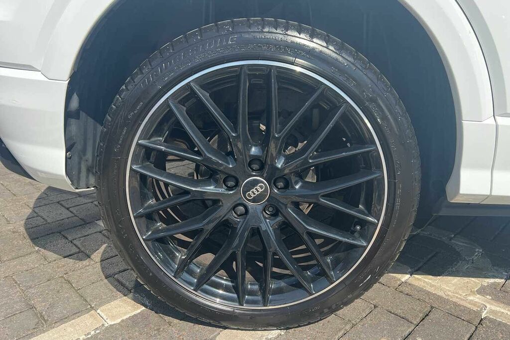Audi Q2 Black Edition 35 Tfsi 150 Ps 6-Speed CY19YOP Grey #5