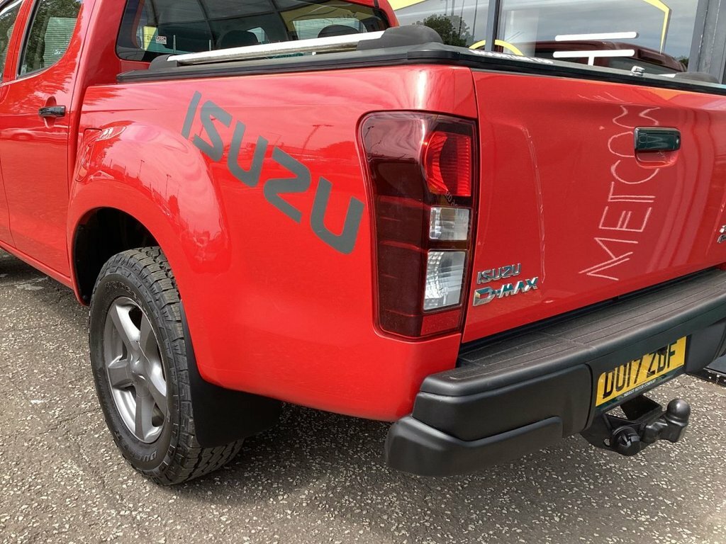 Isuzu D-Max 2.5L Fury Red #6