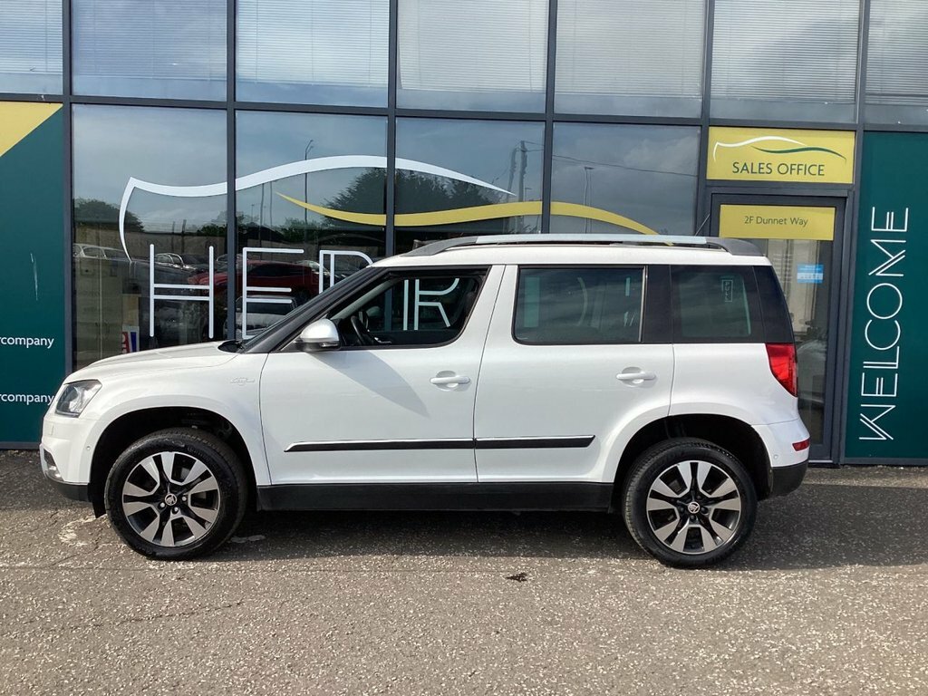 Skoda Yeti 2L Laurin Klement White #5