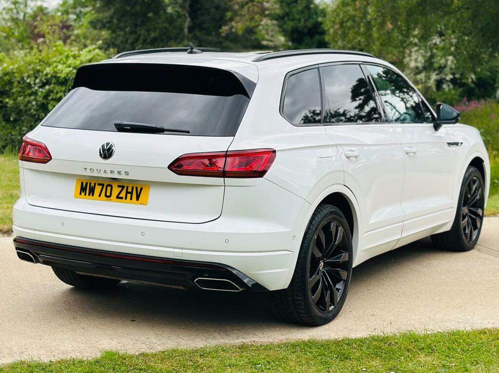 Volkswagen Touareg Suv 3.0 Tdi V6 Black Edition Tiptronic 4Motion Eur White #3