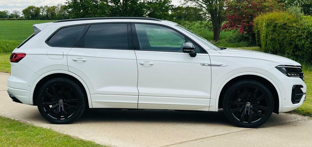 Volkswagen Touareg Suv 3.0 Tdi V6 Black Edition Tiptronic 4Motion Eur White #2