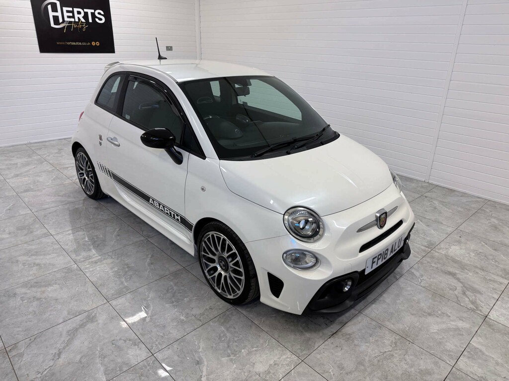 Abarth 595 -- 