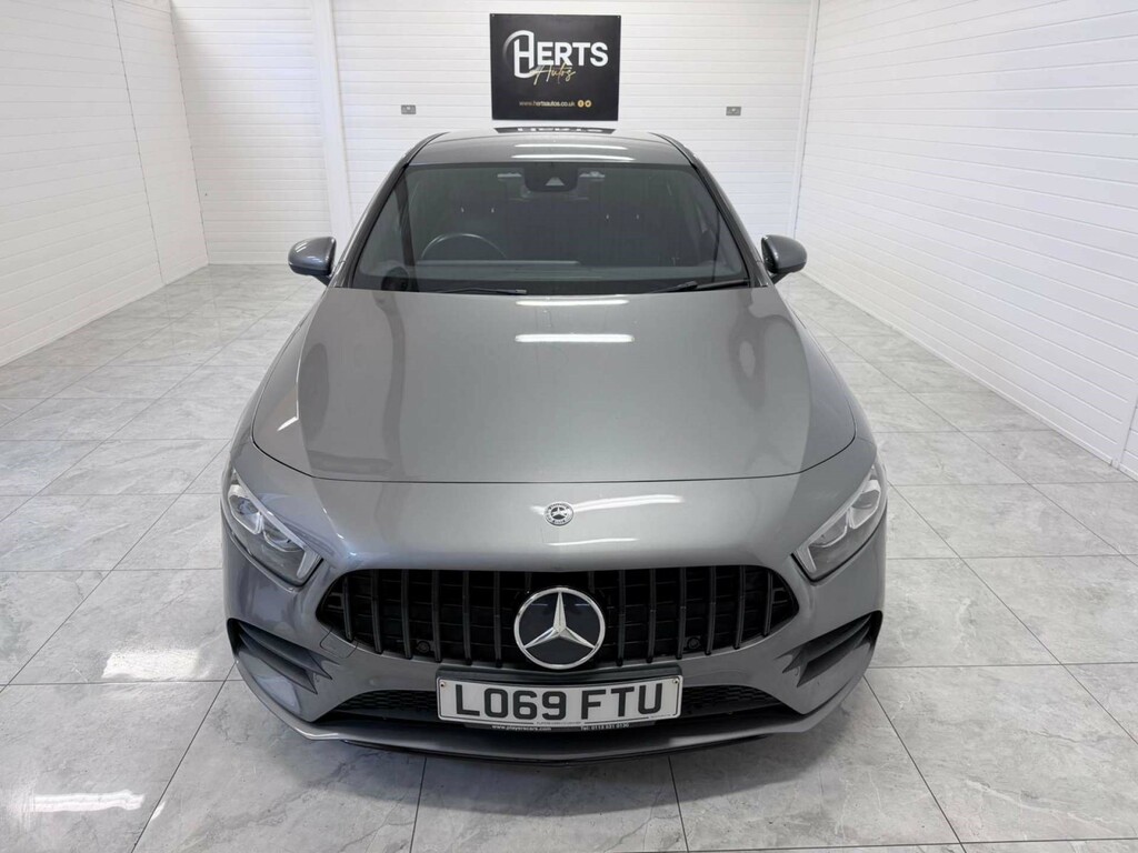 Mercedes-Benz A Class Amg Line Premium D LO69FTU Grey #3