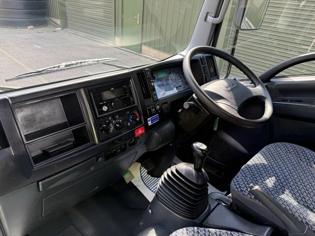 Isuzu 1.9D N35 Green 4.5 Metre Dropside Manua LP23ZTC Green #2