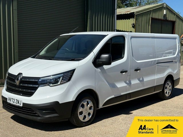 Renault Trafic 2.0 Dci Blue Ll30 Business Panel Van M White