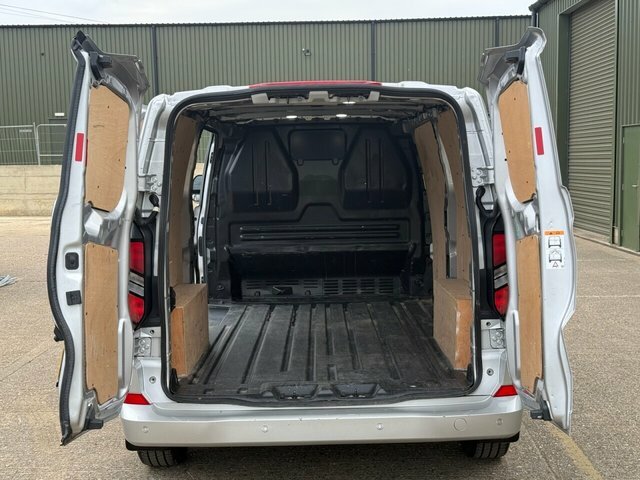Ford Transit Custom 2.0 320 Ecoblue Limited Panel Van Manua BK74ZPD Silver #2