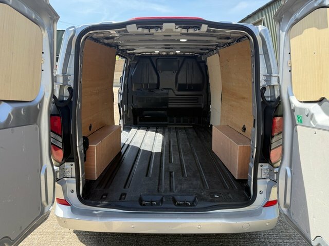 Ford Transit Custom 2.0 300 Ecoblue Limited Panel Van Manua LD24MBX Silver #2