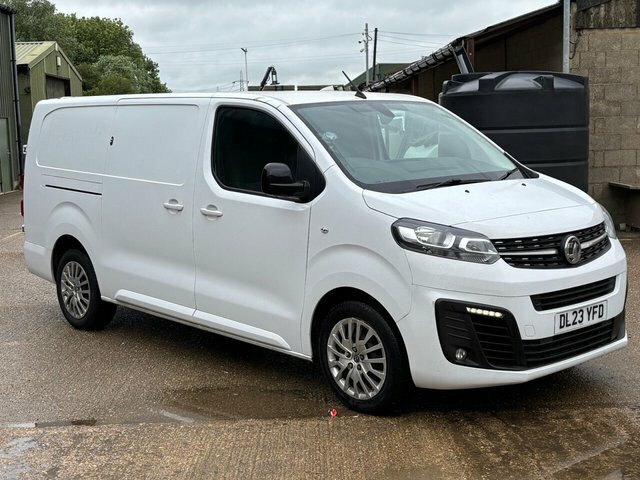 Vauxhall Vivaro 1.5 Turbo D 2900 Pro Panel Van 6Dr L DL23YFD White #3