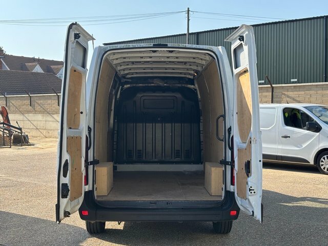 Renault Master 2.3 Dci 35 Business Panel Van F HN23JPV White #2