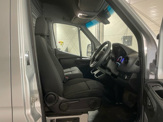 Mercedes-Benz Sprinter 2.0 315 Cdi Premium Panel Van G-tronic Silver #6