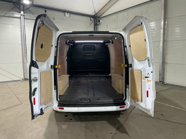 Ford Transit Custom 2.0 300 Ecoblue Limited Panel Van Manua LF23GSM White #3