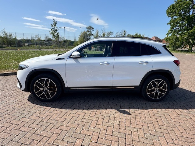 Mercedes-Benz EQA Eqa 250 140Kw Amg Line Premium 70.5Kwh OE72YPO White #4