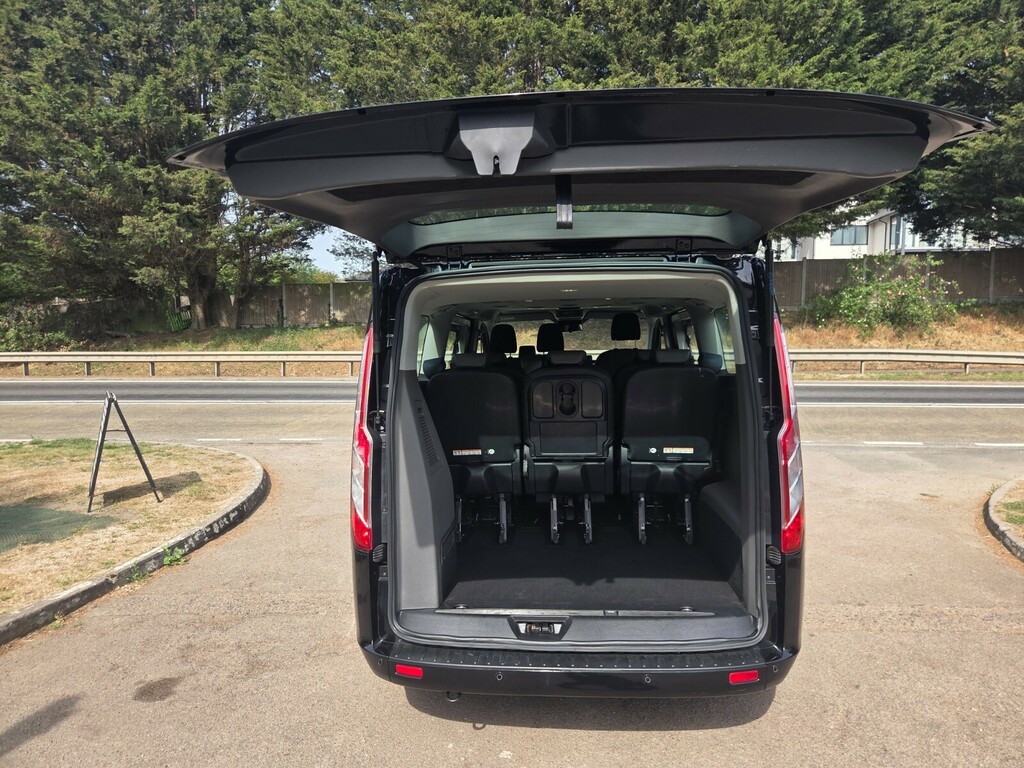 Ford Tourneo Custom 2.0 Ecoblue 130Ps Lr 9 Seater Titanium Black #4