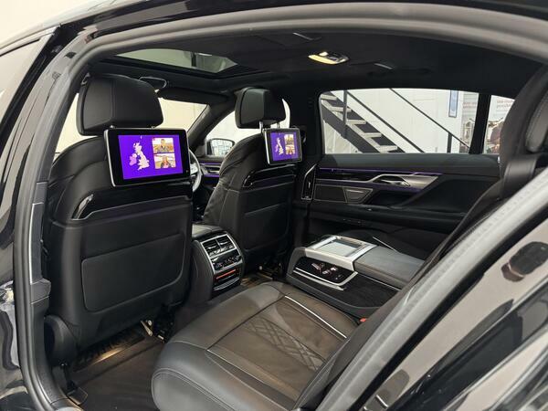 BMW 7 Series 3.0 745Le 12Kwh M Sport Saloon Plug-in Black #4