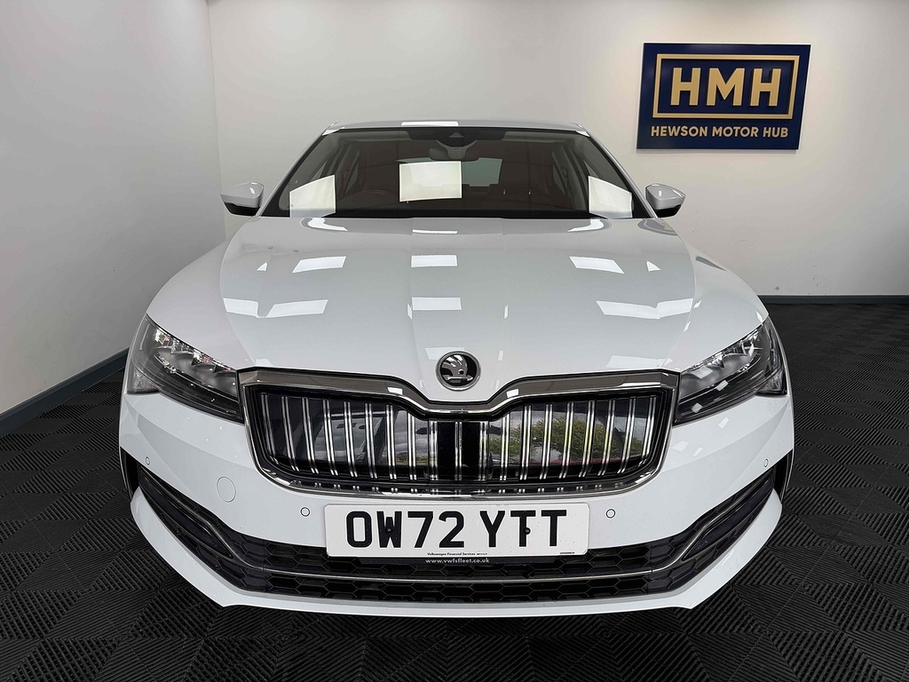 Skoda Superb Tsi Iv Se Technology OW72YTT White #2