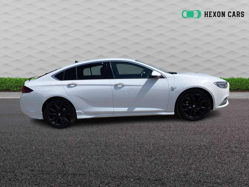 Vauxhall Insignia Elite Nav Td 4X4 4Wd LN68LFF White #3