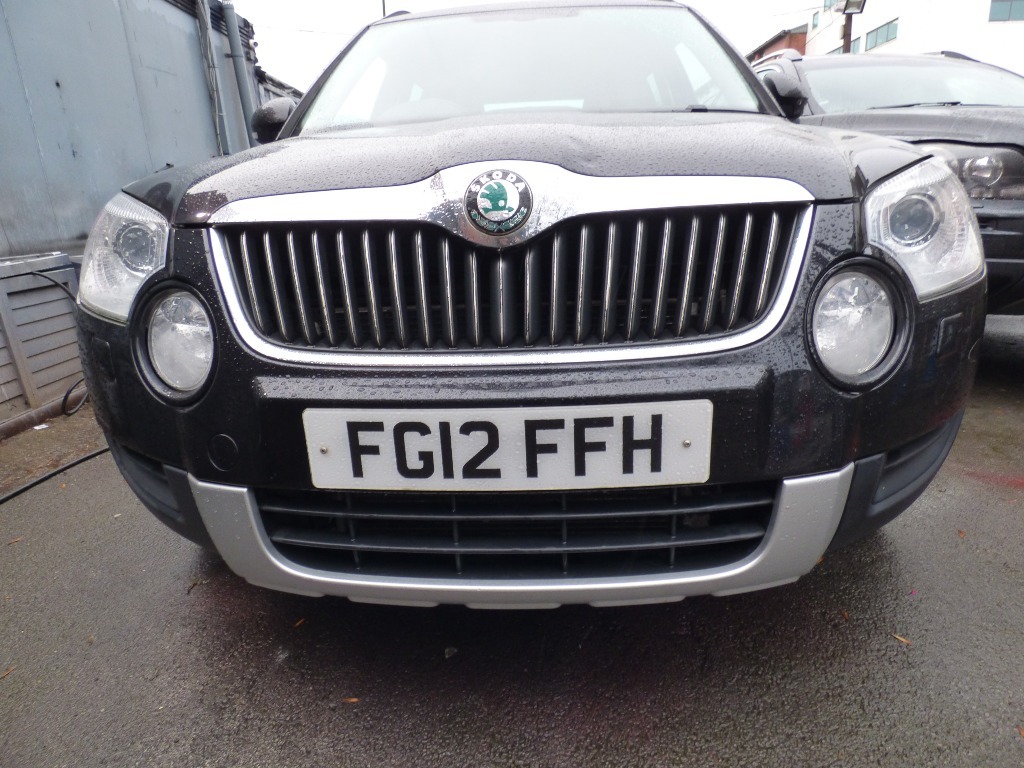 Skoda Yeti 2.0 Tdi Cr 140 Elegance 4X4 Dsg Black