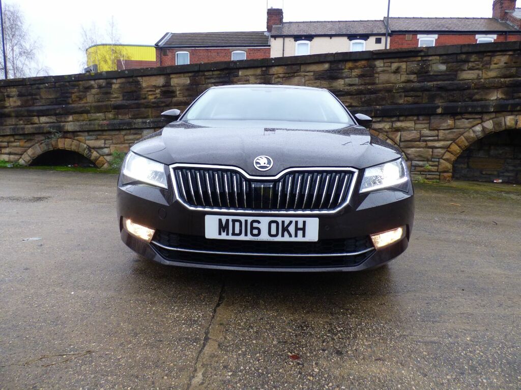 Skoda Superb 2.0 Tdi Cr 190 Se L Executive Dsg Brown