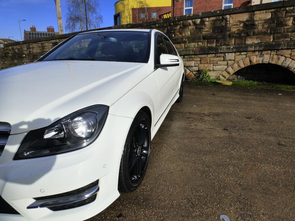Mercedes-Benz C Class C250 Cdi Blueefficiency Amg Sport White #3