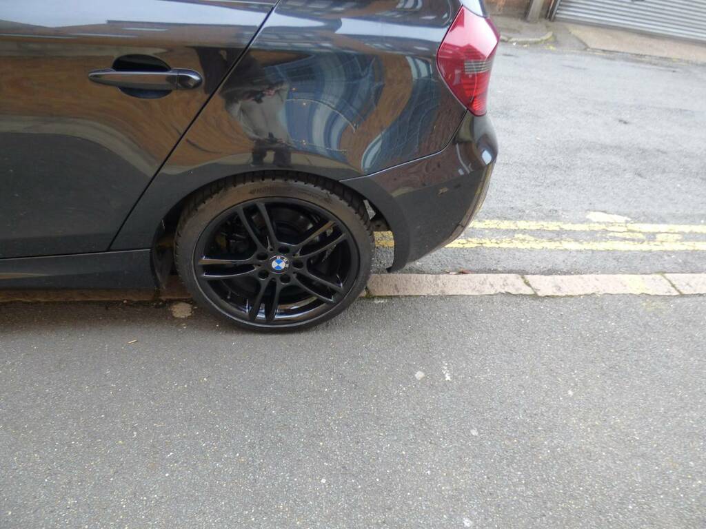 BMW 1 Series 116I 2.0 Performance Edition Step Black #5