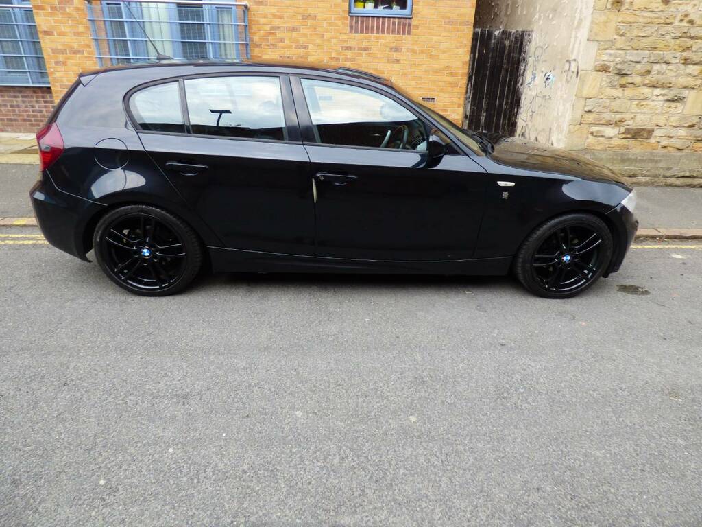 BMW 1 Series 116I 2.0 Performance Edition Step Black #3