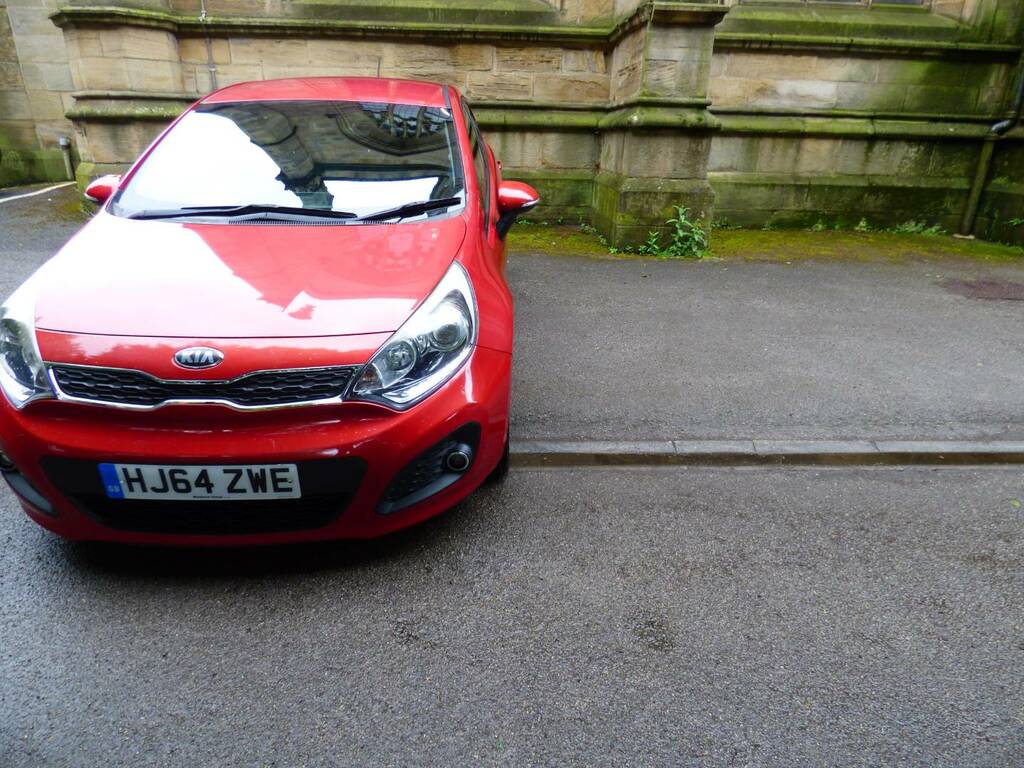 Kia RIO 1.4 Crdi 3 Ecodynamics Red #2