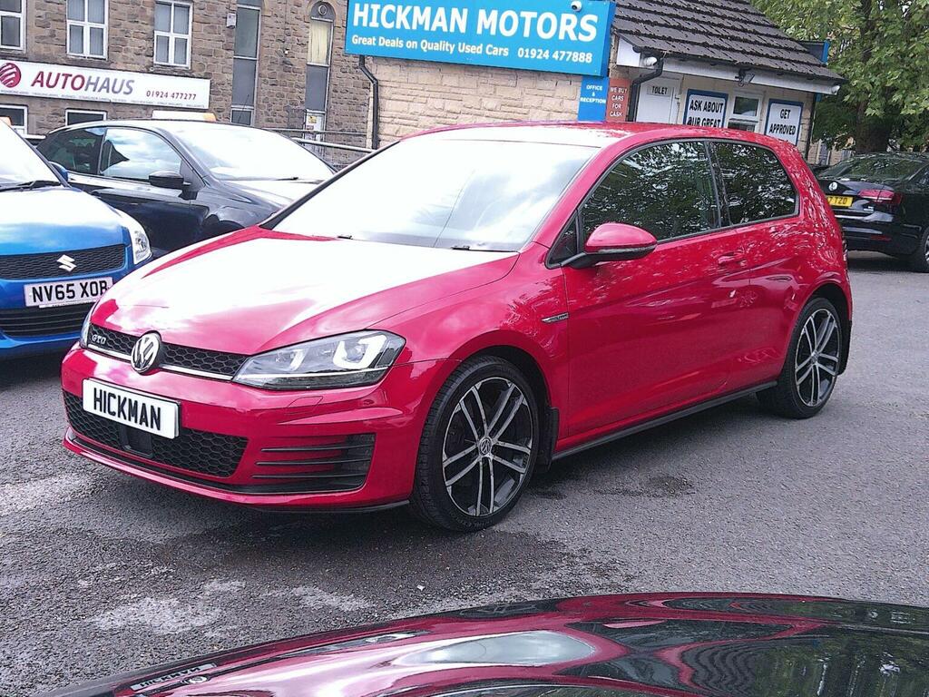 Volkswagen Golf Hatchback 2.0 Tdi Bluemotion Tech Gtd Euro 6 Ss Red