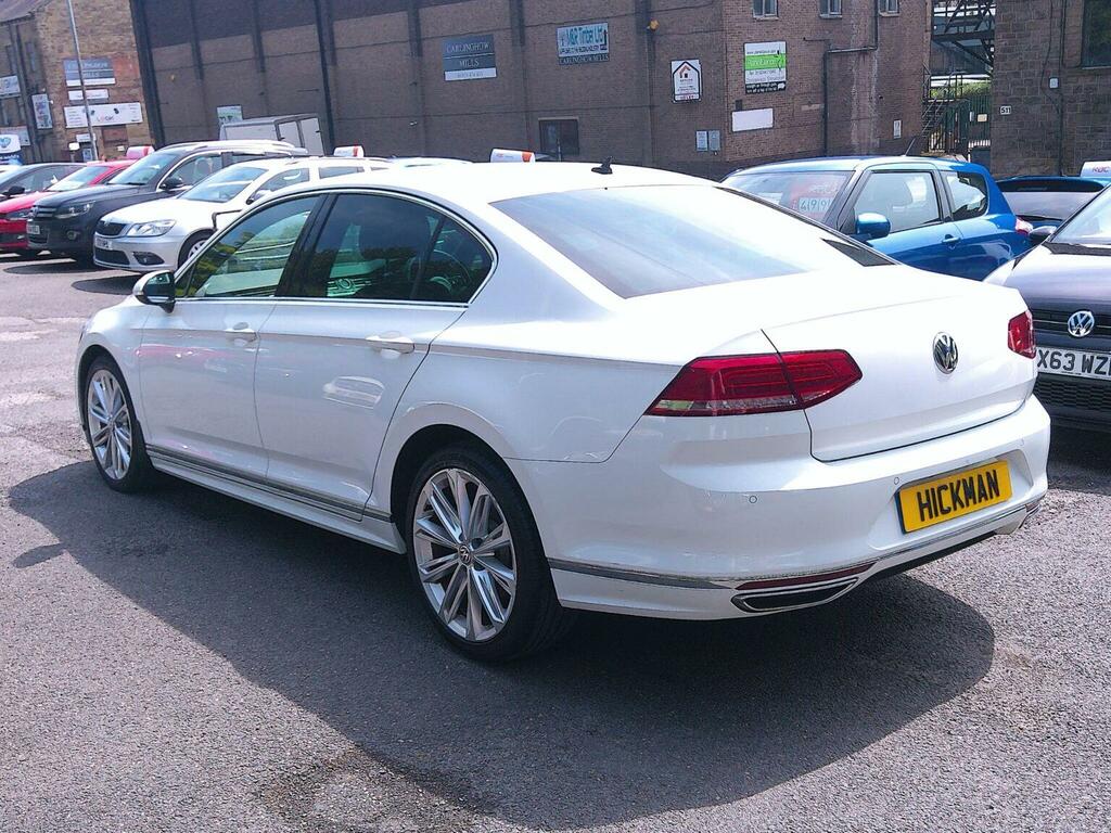 Volkswagen Passat Saloon 2.0 Tdi Bluemotion Tech R-line Dsg Euro 6 BK65CWA White #5