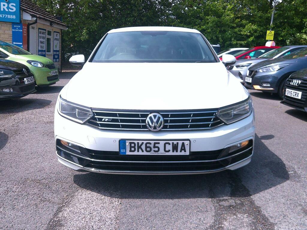 Volkswagen Passat Saloon 2.0 Tdi Bluemotion Tech R-line Dsg Euro 6 BK65CWA White #2
