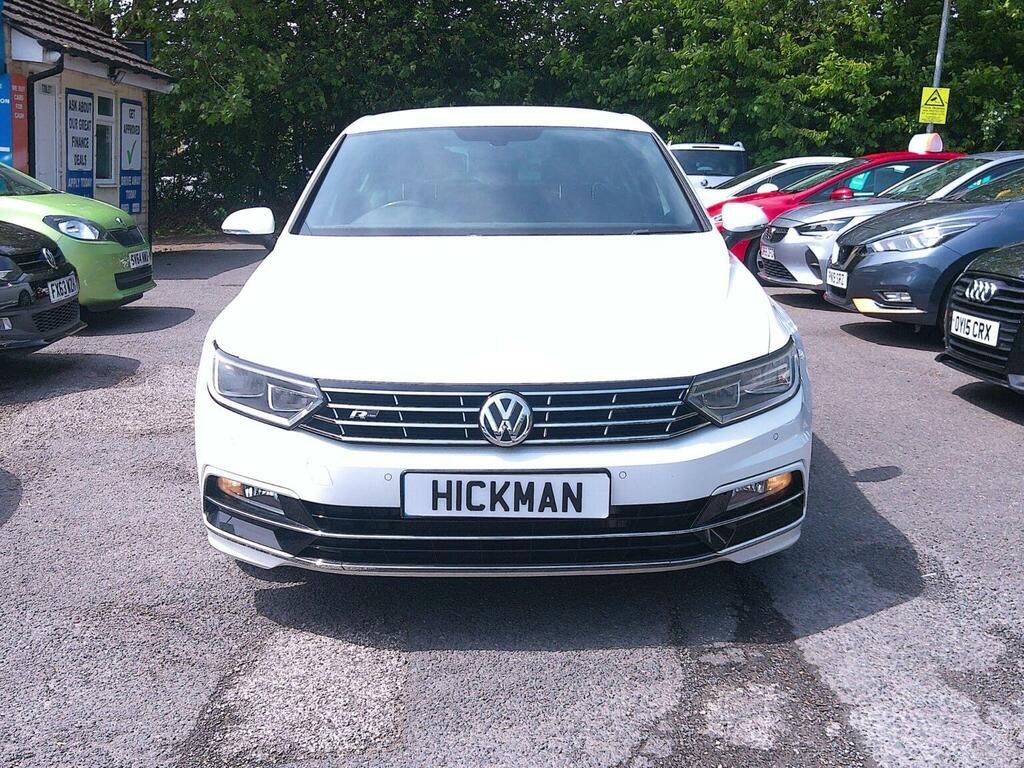 Volkswagen Passat Saloon 2.0 Tdi Bluemotion Tech R-line Dsg Euro 6 BK65CWA White #3