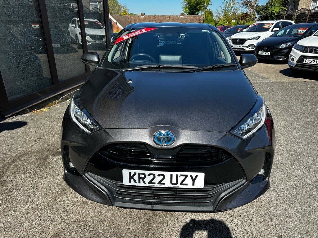 Toyota Yaris 1.5 Vvt-h Design E-cvt Euro 6 Ss KR22UZY Grey #2