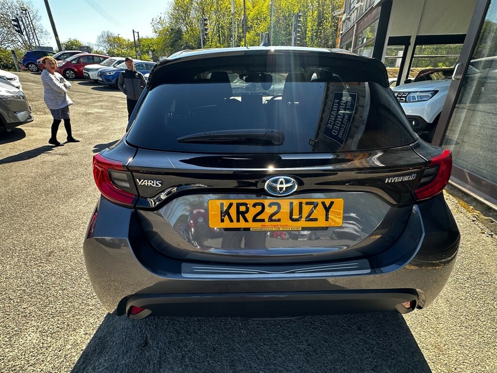 Toyota Yaris 1.5 Vvt-h Design E-cvt Euro 6 Ss KR22UZY Grey #5