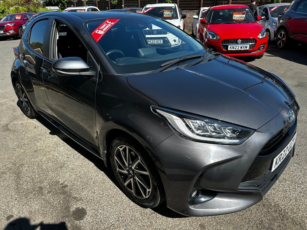 Toyota Yaris 1.5 Vvt-h Design E-cvt Euro 6 Ss Grey