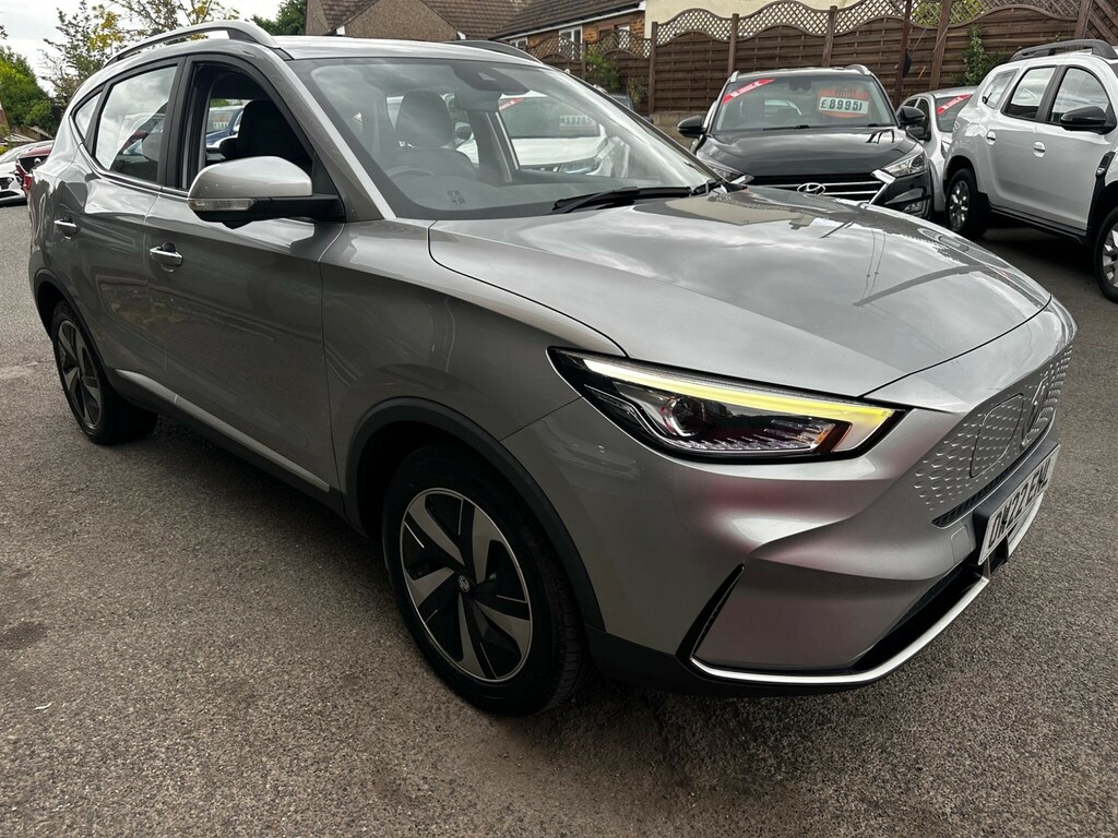 MG ZS 72.6Kwh Trophy Long Range Silver