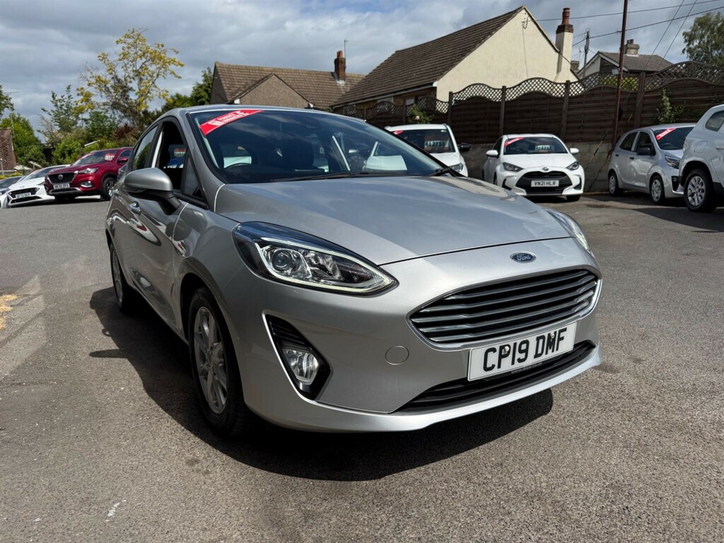 Ford Fiesta 1.1 Ti-vct Zetec Euro 6 Ss Silver