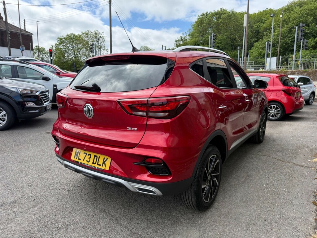 MG ZS 1.5 Vti-tech Exclusive Euro 6 Ss Red #6