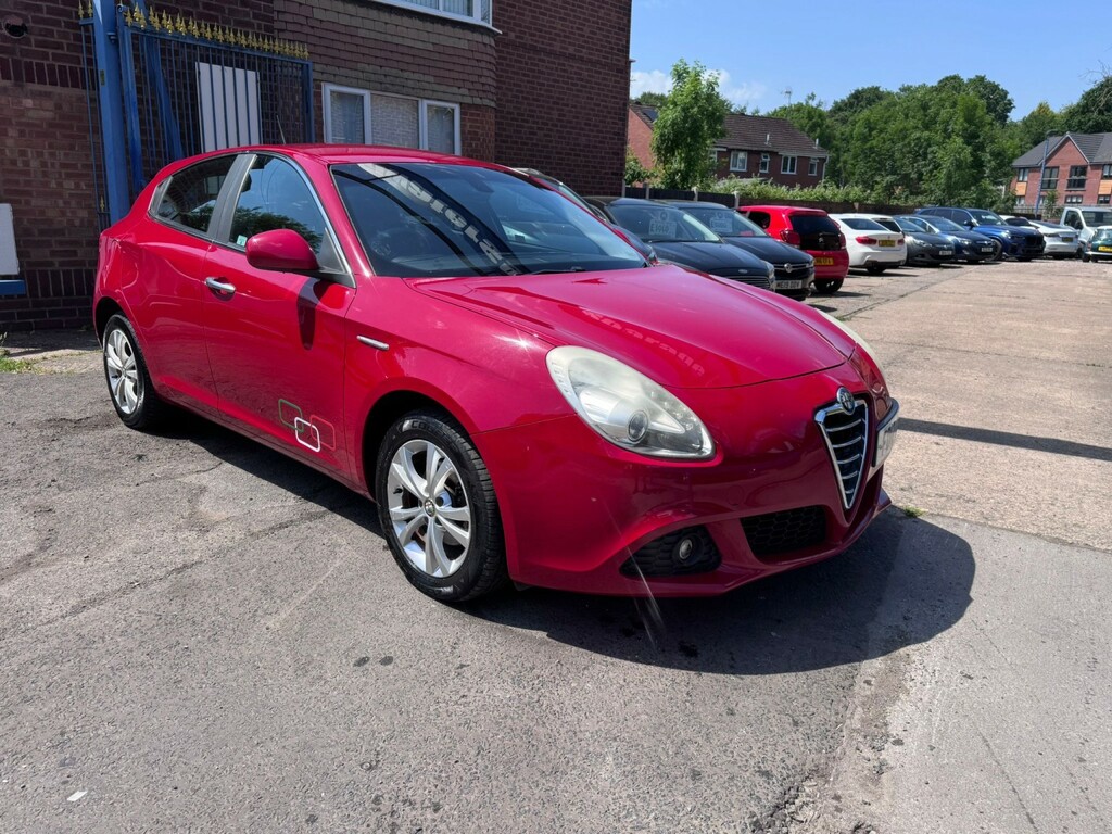 Alfa Romeo Giulietta 1.4 Giulietta 1.4 Tb 120 Bhp Lusso Red #2