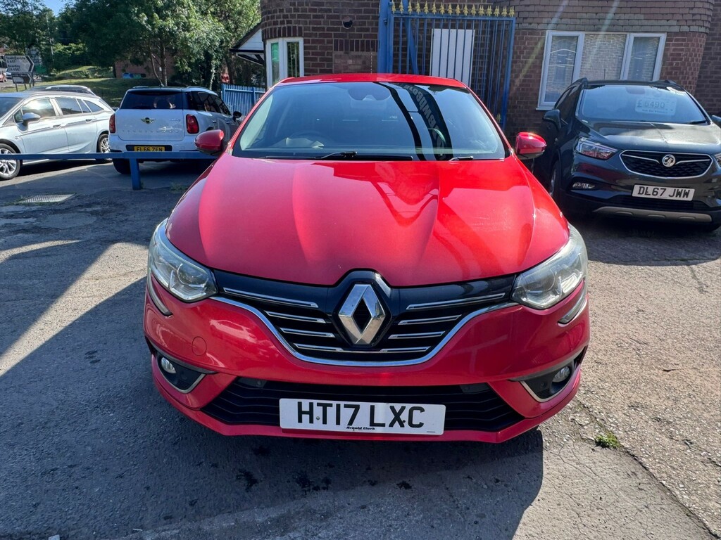 Renault Megane 1.6 Dynamique S Nav Dci 130 HT17LXC Red #4
