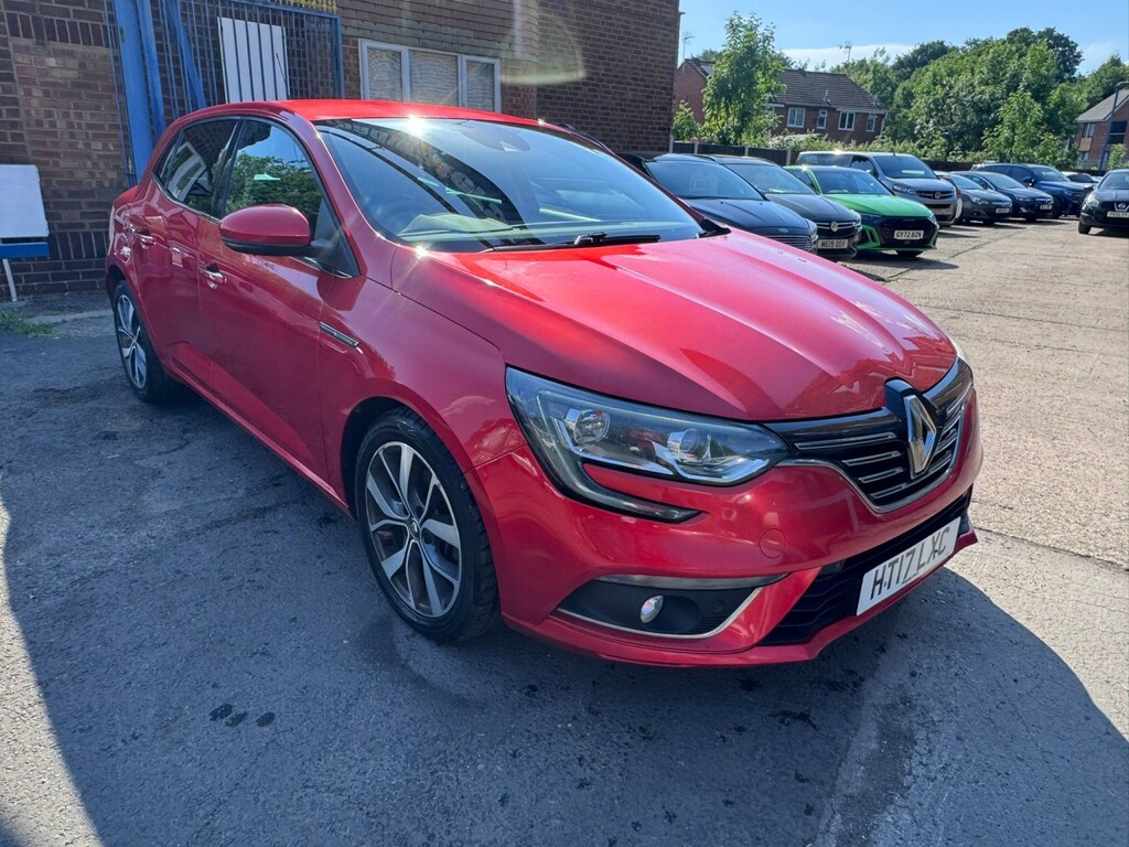 Renault Megane 1.6 Dynamique S Nav Dci 130 HT17LXC Red #2