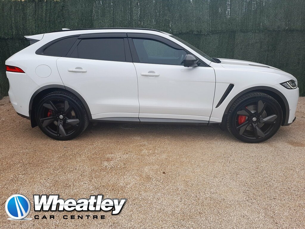 Jaguar F-Pace V8 Svr White