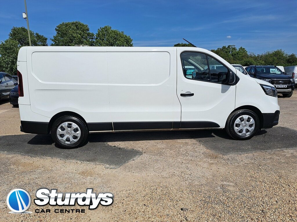 Renault Trafic Dci Blue Ll30 Advance White