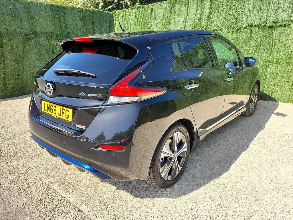 Nissan Leaf 3.Zero Black #5