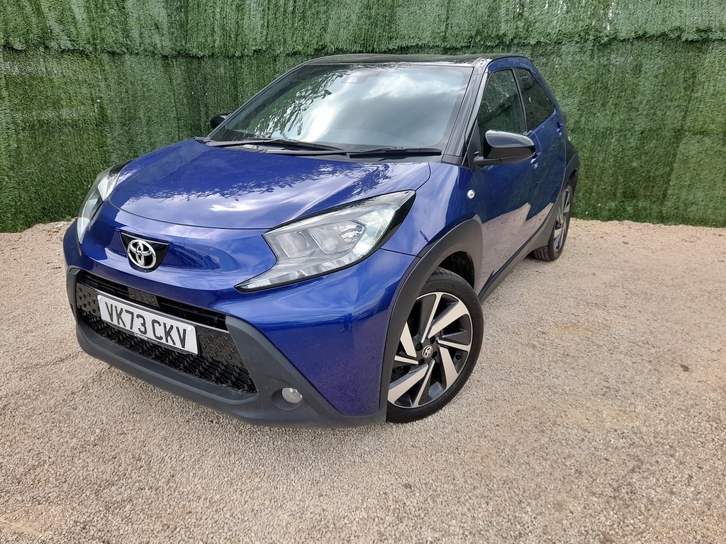 Toyota Aygo X Vvt-i Edge VK73CKV Blue #4