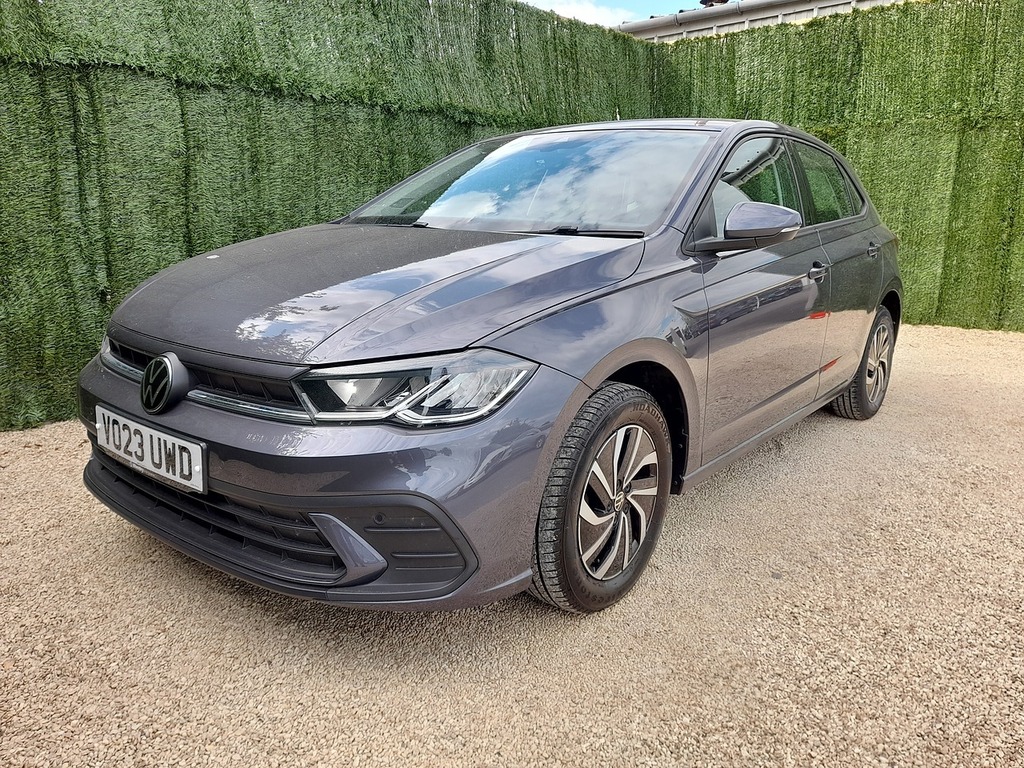 Volkswagen Polo Tsi Life VO23UWD Grey #4