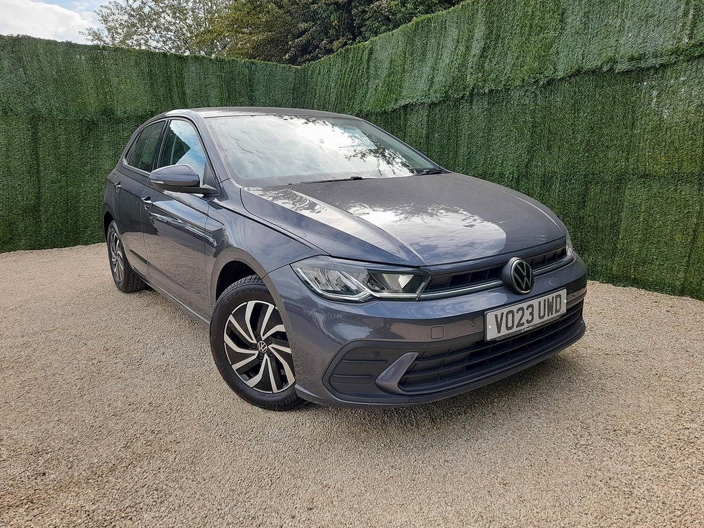 Volkswagen Polo Tsi Life VO23UWD Grey #2