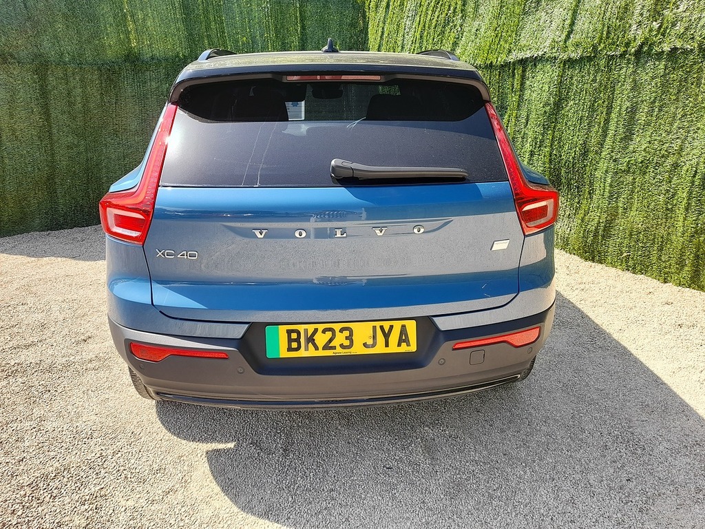 Volvo XC40 Core BK23JYA Blue #6