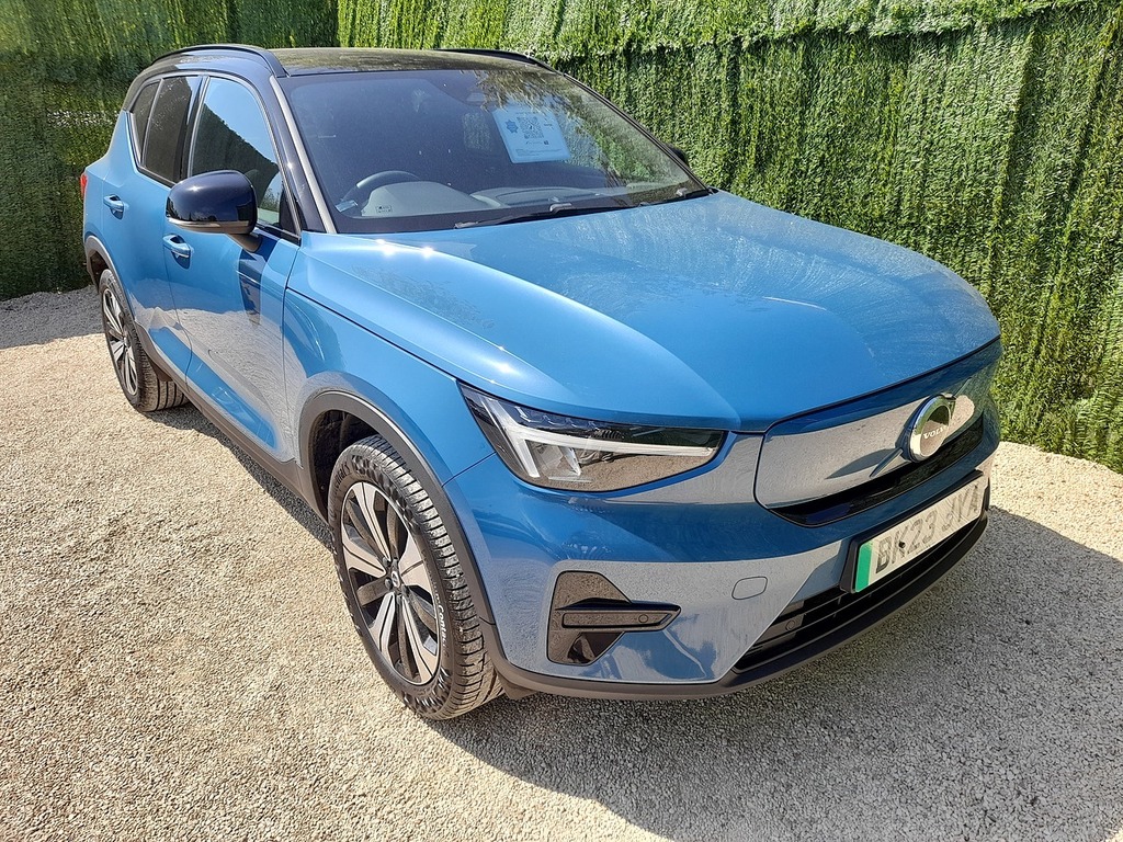 Volvo XC40 Core BK23JYA Blue #2