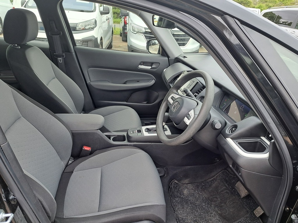 Honda Jazz H I-mmd Se LL23BUH Black #6